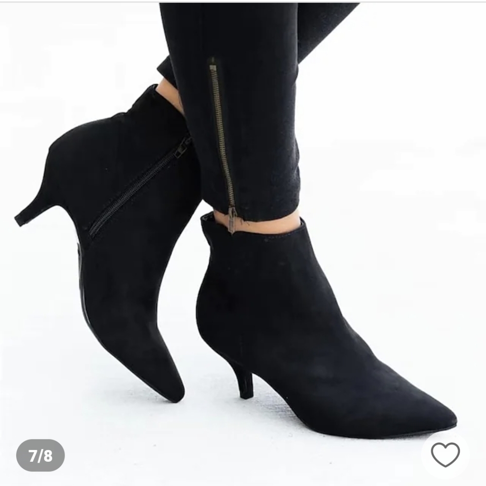 Journee Collection Isobel Heels